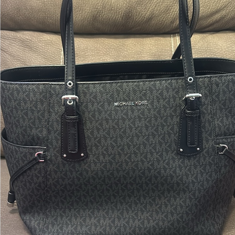Michael Kors Gray and Black Tote Bag